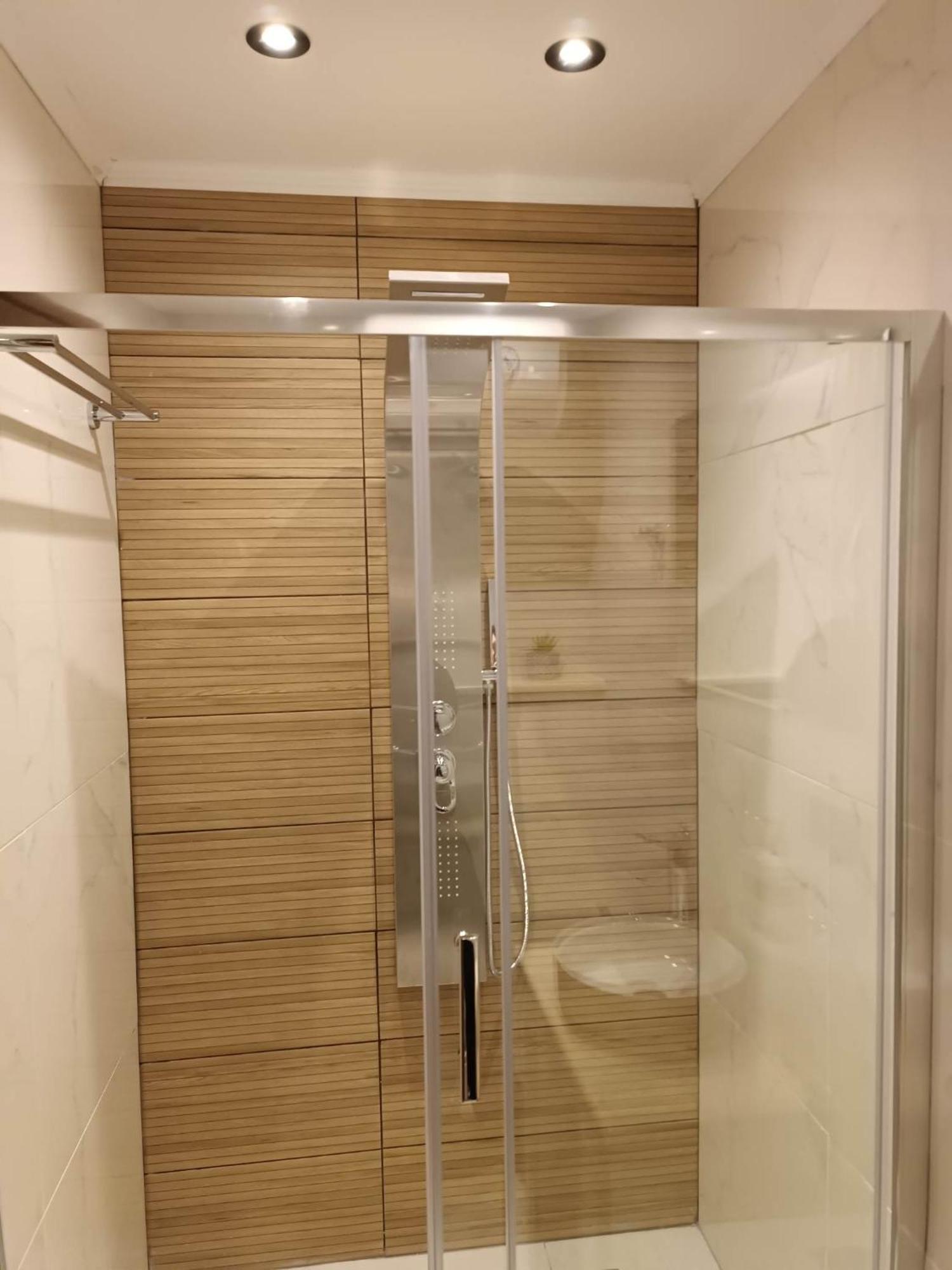 Newly Renovated Apartment Next To The Port Mantouki エクステリア 写真
